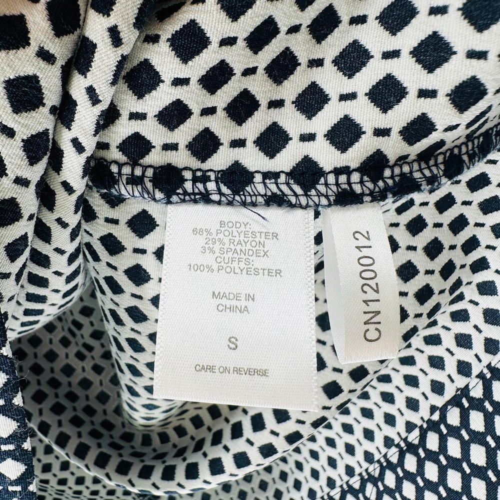 NEW YORK & COMPANY Black White Geometric DIAMOND Pleated Sleeves Dress WOMENS S - Picture 7 of 9